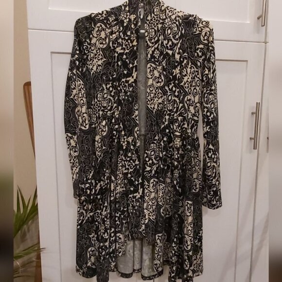 Pretty Young Thing cardigan open size Med - Picture 3 of 4